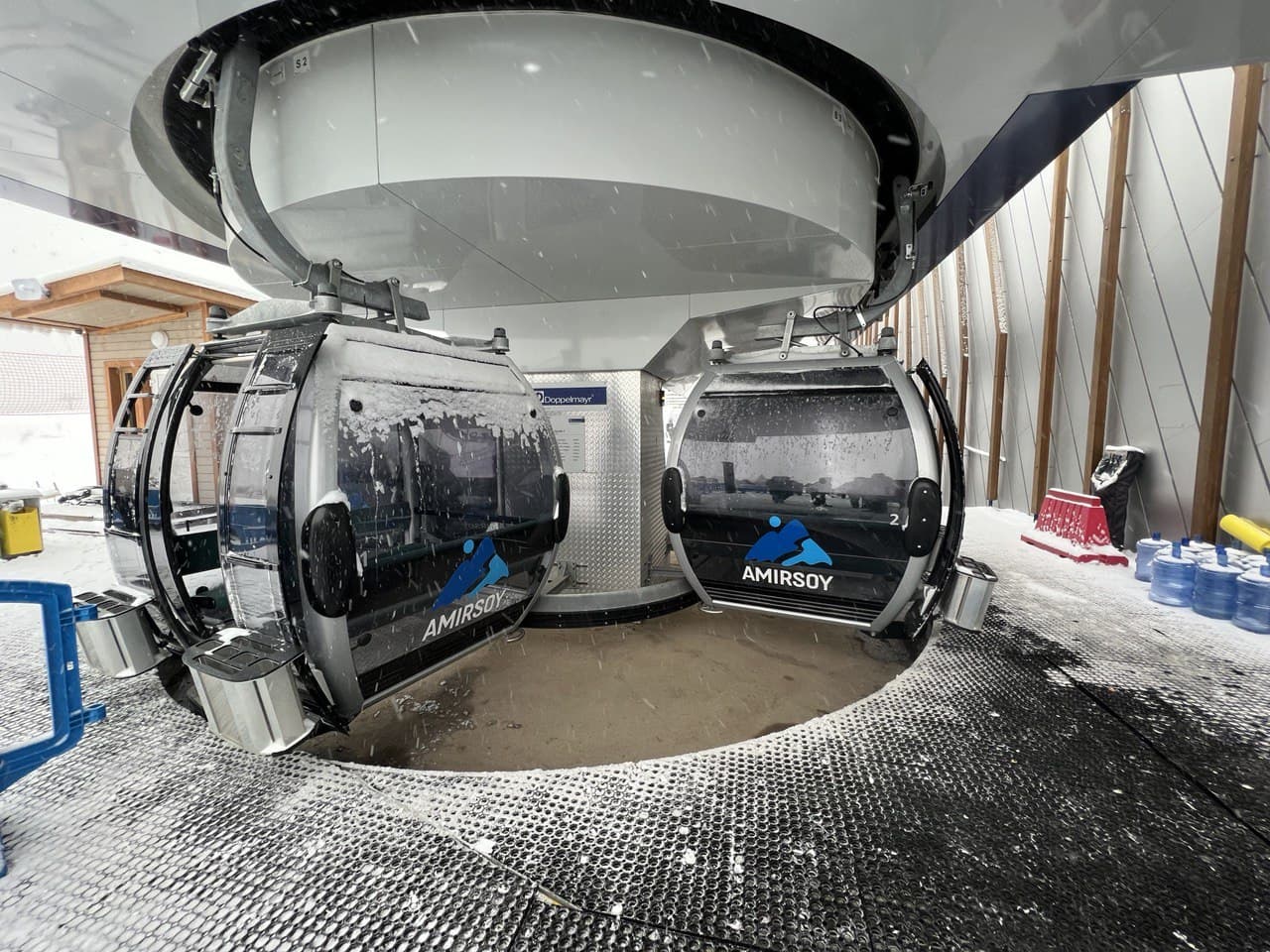 Adventure trekking in the valleys of Amirsoy mountains.