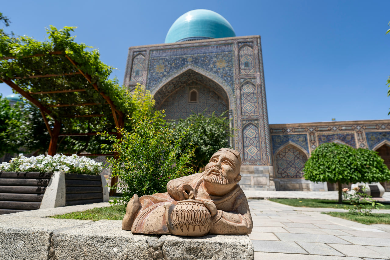 Guided visit to historic madrasa in Samarkand City